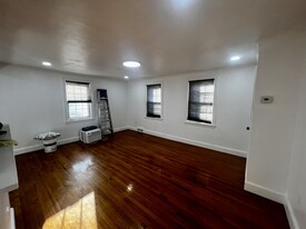 22 Bateman St, Unit 2 in Boston, MA - Building Photo - Building Photo