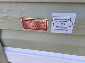 3510 N 9th St, Unit 8 in Carter Lake, IA - Foto de edificio - Building Photo