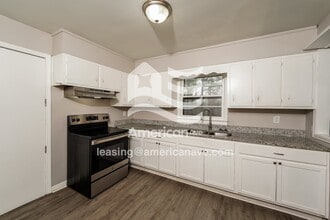 1816 Etowah Cir, Unit 23F in Birmingham, AL - Foto de edificio - Building Photo