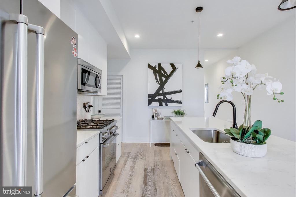 1011 18th St NE in Washington, DC - Building Photo