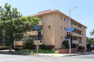 1601 Veteran Ave in Los Angeles, CA - Building Photo - Primary Photo