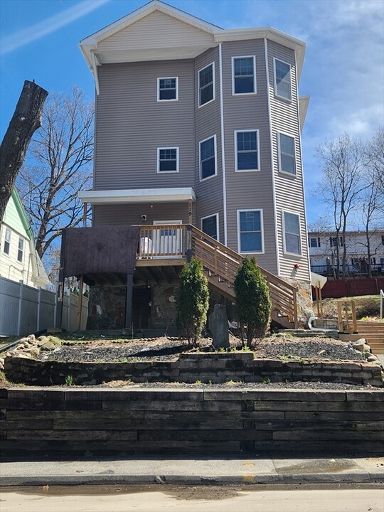119 Rodney St in Worcester, MA - Building Photo