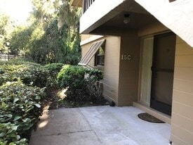 130 Jasmine Woods Ct in Deltona, FL - Building Photo