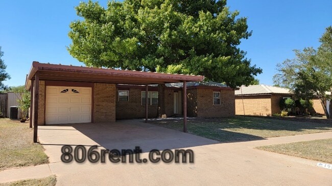 1403 Bryan Ave in Wolfforth, TX - Building Photo - Building Photo