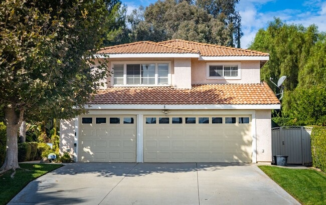 2261 Crescent Cir in Colton, CA - Building Photo - Building Photo