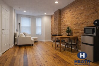 210 Hemenway St, Unit 1 in Boston, MA - Building Photo - Building Photo