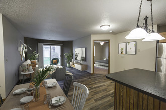 North Pointe Apartments in Bismarck, ND - Foto de edificio - Building Photo