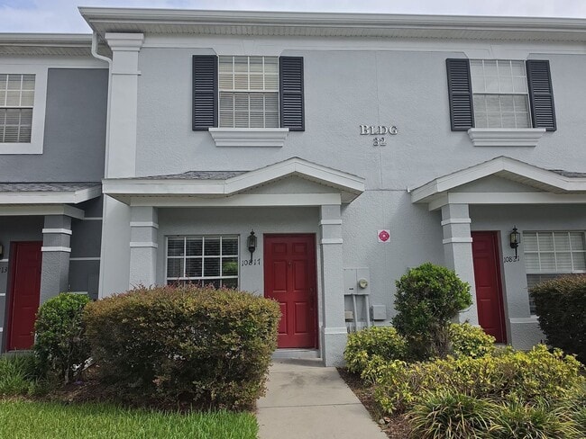 property at 10817 Savannah Wood Ct