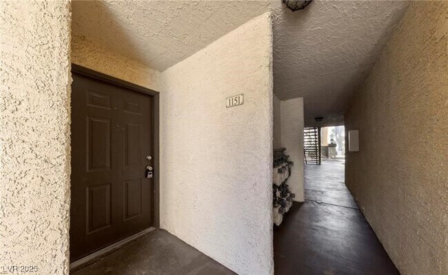 2200 S Fort Apache Rd in Las Vegas, NV - Building Photo - Building Photo