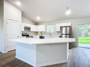 48 Laguna Forest Trail in Palm Coast, FL - Building Photo - Building Photo