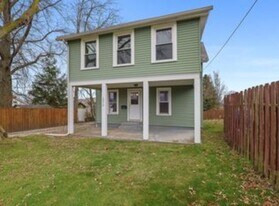 3215 Raspberry St in Erie, PA - Building Photo