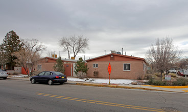 1120 Lead Ave SW in Albuquerque, NM - Building Photo - Building Photo