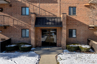 Edgewater Walk in Tinley Park, IL - Building Photo - Building Photo