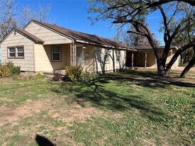 2642 S 16th St in Abilene, TX - Building Photo