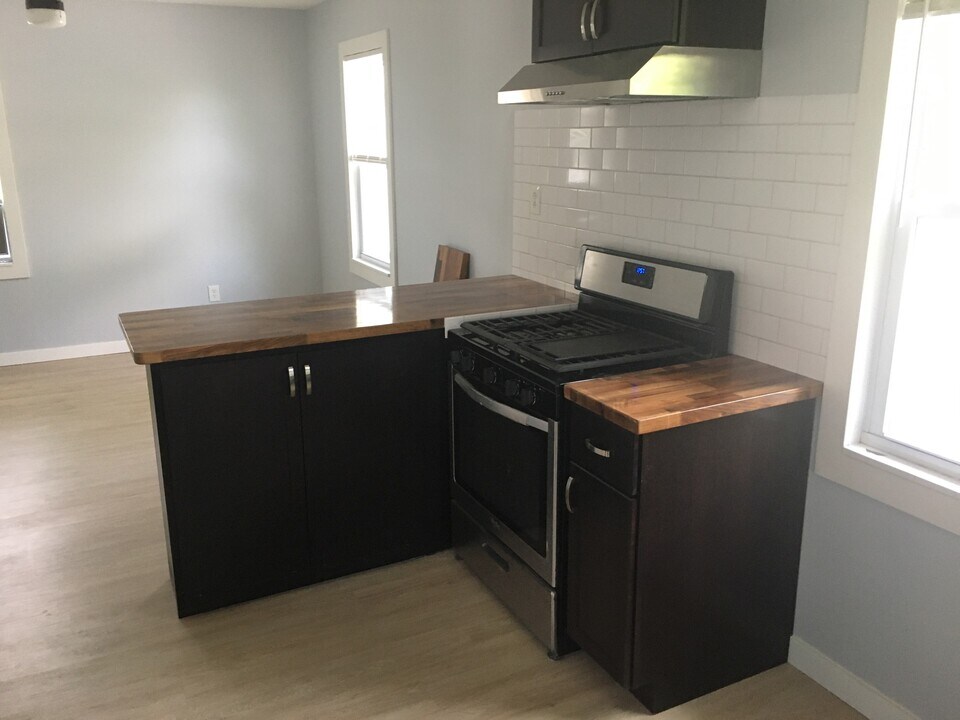 134 Front St in Vestal, NY - Building Photo