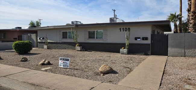 property at 1100 N California St