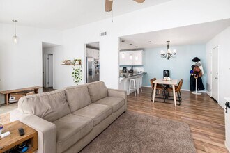 4776 Mayten Ct in Oceanside, CA - Building Photo - Building Photo