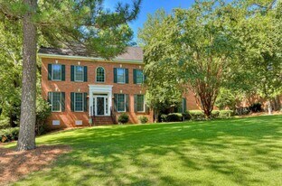 126 Hemlock Dr in Aiken, SC - Building Photo