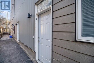 453 Booth St in Ottawa, ON - Building Photo - Building Photo