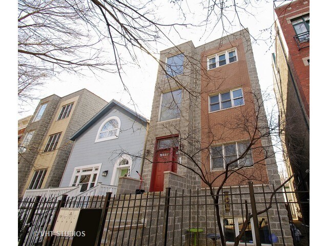 1628 N Bell Ave, Unit 2 in Chicago, IL - Building Photo