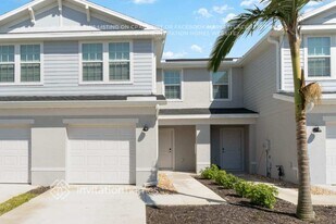 9311 Cadence Ct in Ft. Myers, FL - Building Photo