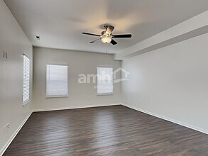 8720 Hemingway Dr in Indianapolis, IN - Building Photo - Building Photo