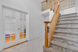 210 Wingate Ct in Toms River, NJ - Building Photo - Building Photo