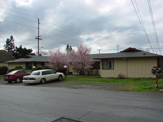 3300 E N St in Vancouver, WA - Building Photo - Building Photo