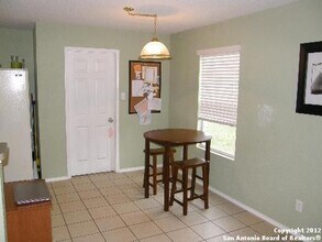 3610 Cherokee Hills in Selma, TX - Building Photo - Building Photo