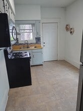 932 Morton St in New Castle, PA - Building Photo - Building Photo