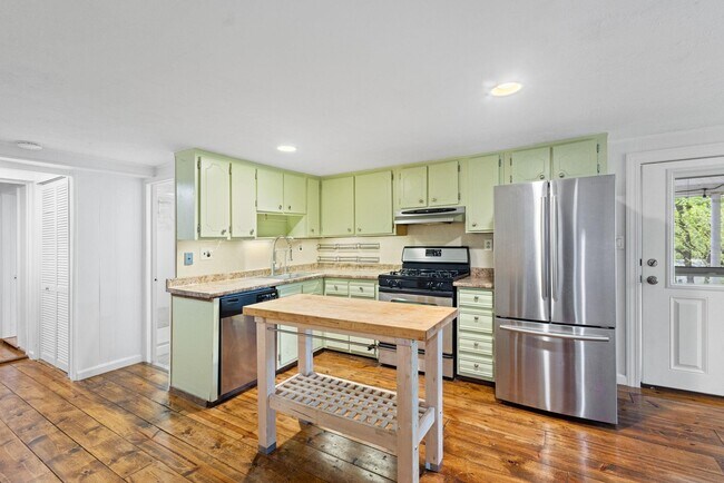 10 Broadway in Piermont, NY - Building Photo - Building Photo