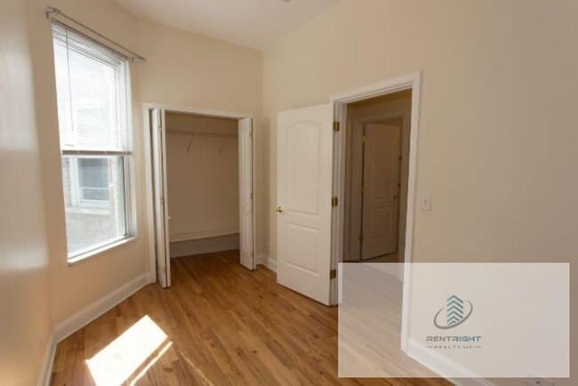 1411 W Erie St, Unit 3F in Chicago, IL - Foto de edificio - Building Photo