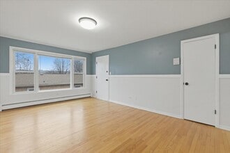 8921 S Cottage Grove Ave in Chicago, IL - Building Photo - Building Photo