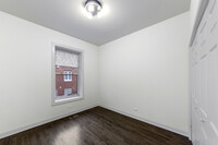 1351 W Catalpa Ave in Chicago, IL - Building Photo - Building Photo