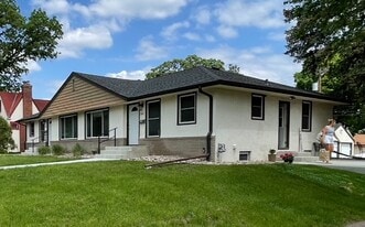 3957 France Ave S in Minneapolis, MN - Building Photo
