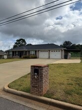 444 Bailey Rd in Weaver, AL - Building Photo - Building Photo