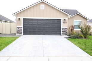 19644 Nanticoke Ave in Caldwell, ID - Building Photo