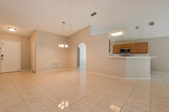 10113 Dean Chase Blvd in Orlando, FL - Building Photo - Building Photo