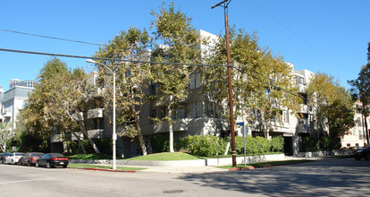 Westwood Apartments in Los Angeles, CA - Building Photo - Building Photo