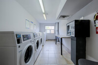 Huron Heights Apartments in Newmarket, ON - Building Photo - Interior Photo