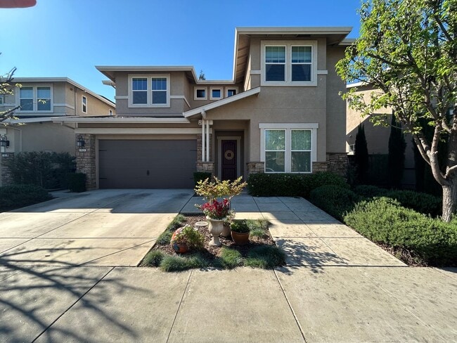 property at 1824 Giardino Way