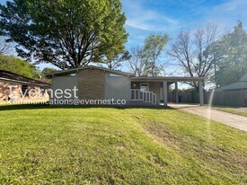 1449 Ticonderoga Dr in Southaven, MS - Building Photo