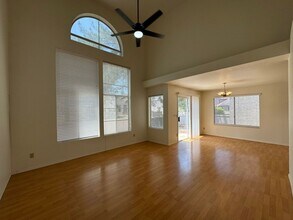 410 S Sunrise Dr in Gilbert, AZ - Building Photo - Building Photo