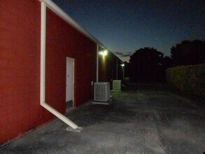 3014 East US Hwy 377 in Granbury, TX - Building Photo - Building Photo