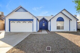 6307 W Kings Ave in Glendale, AZ - Building Photo