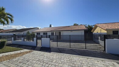 13340 SW 23rd St in Miami, FL - Building Photo - Building Photo