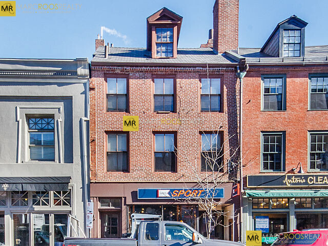 39 Charles St, Unit 3 in Boston, MA - Foto de edificio