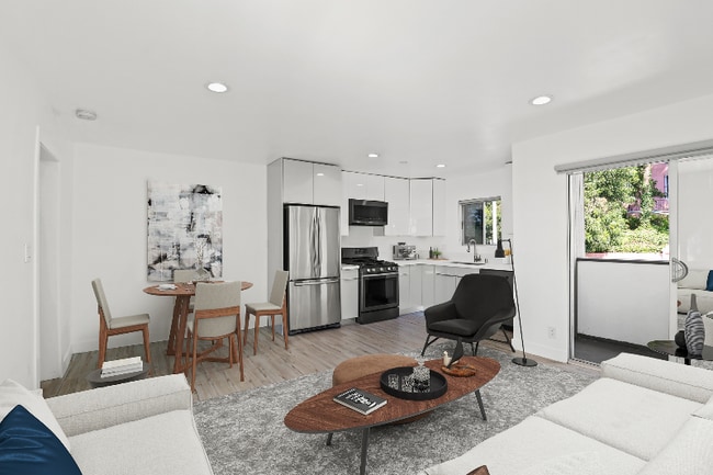 249 S Coronado St in Los Angeles, CA - Building Photo - Building Photo