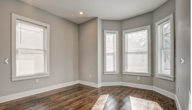 147 Boston St, Unit 1 in Boston, MA - Building Photo - Building Photo