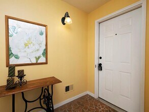 8950 Carroll Manor Dr in Atlanta, GA - Building Photo - Building Photo